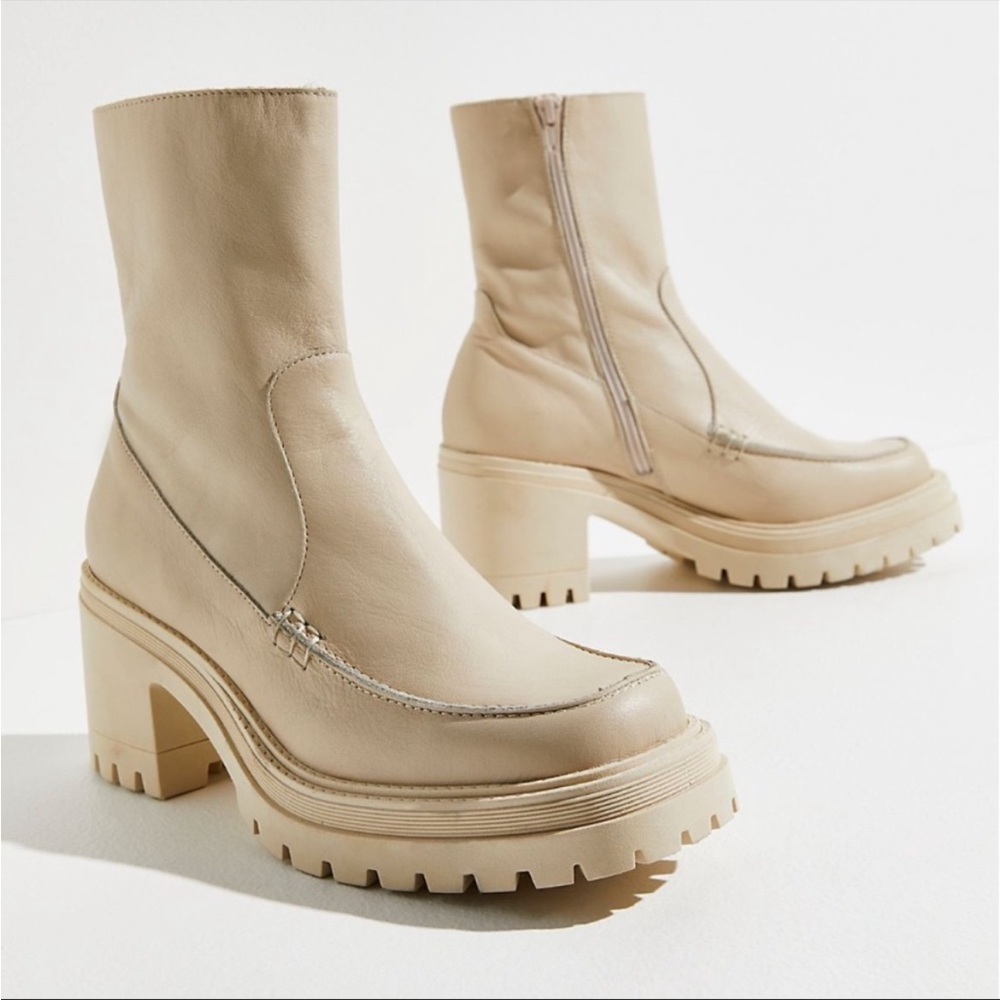 Free People Cream Ankle Boots 7